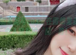 白银81的美足与cos：在图册里走出一条令人窒息的‘腿’路！