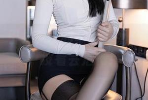秀人网 – 引发LOL的李七喜奶牛高清写真，没看会后悔！