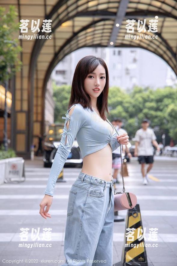 秀人网-麻吉小兔子 秀人网 - 高清合集:麻吉小兔子户外探险,用小腿和阳光证明‘有趣’才是人生最好的状态!