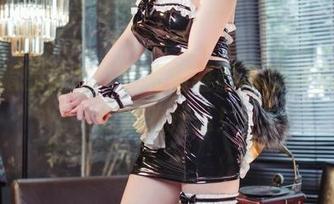 小红帽的隐秘：秋和柯基的高清作品，背后藏着什么！