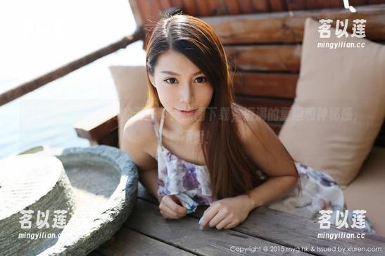 美媛馆-小夕juju 美媛馆 - 小夕juju的万圣节:原图下载,满满的童趣和神秘感,真不错!