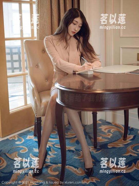 花漾show-张思允Nice 花漾show - 当想象与现实相遇,浴室里的张思允Nice究竟给了我们什么?