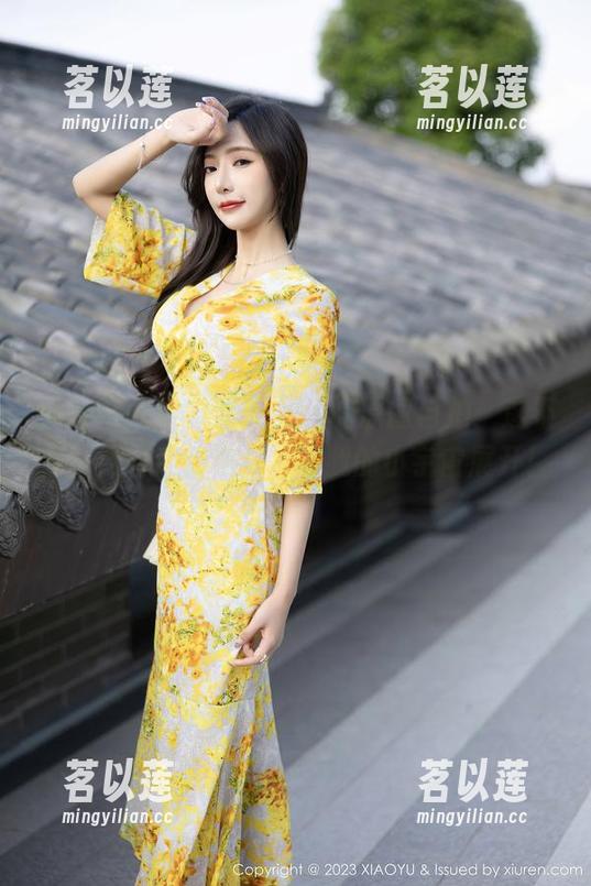 语画界 - 徐莉芝Booty的原图自拍：这不是一张普通的照片，是我的小宇宙展开！