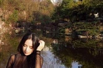 微密圈 – 当“辣妈女神”遇上户外，原图真是让人有种一秒穿越的感觉，聊聊她的风景吧！