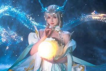 露儿大魔王呈现：高清图集中的女孩幻想，快来围观吧！
