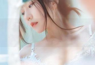 黑色魅影来袭！香草喵露露最新美图，让你一秒迷失在她的眼神里