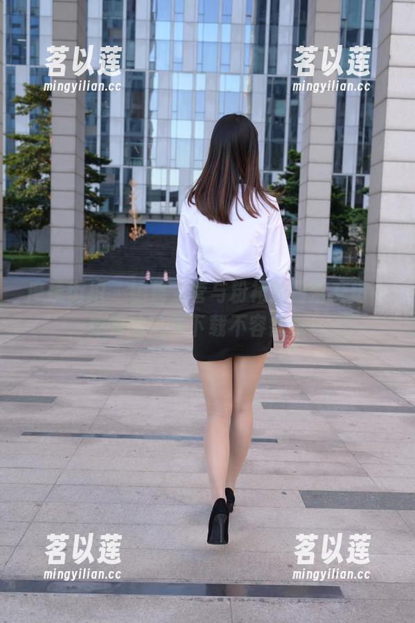 魔镜街拍 - 销售主管与粉裙的日常交错，婷婷的写真下载不容错过！